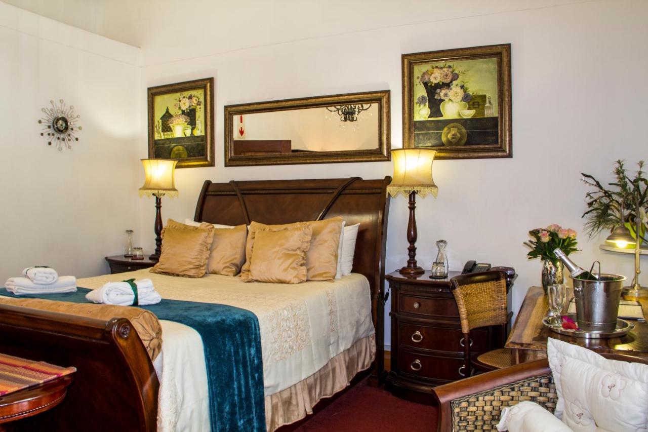 Hotel Aristo Manor Richards Bay Exterior foto