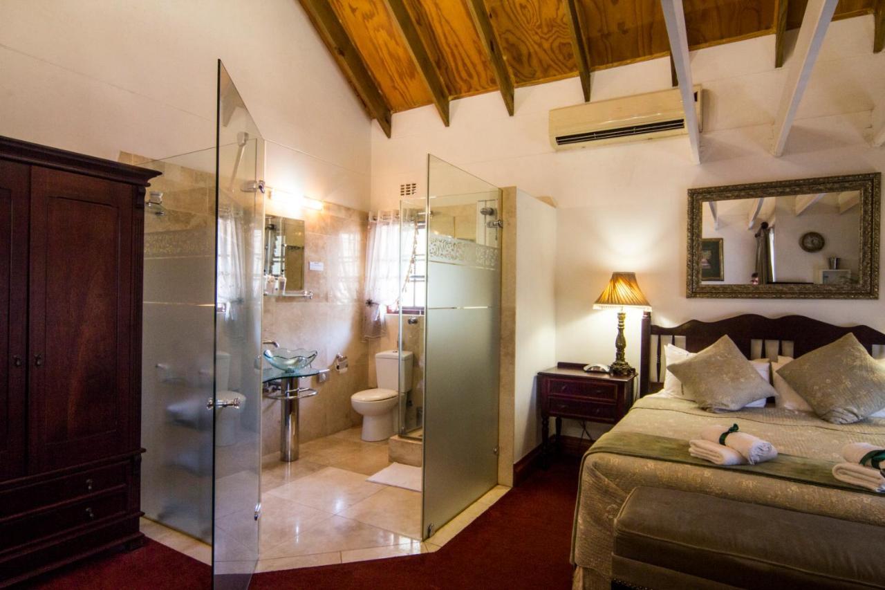 Hotel Aristo Manor Richards Bay Exterior foto